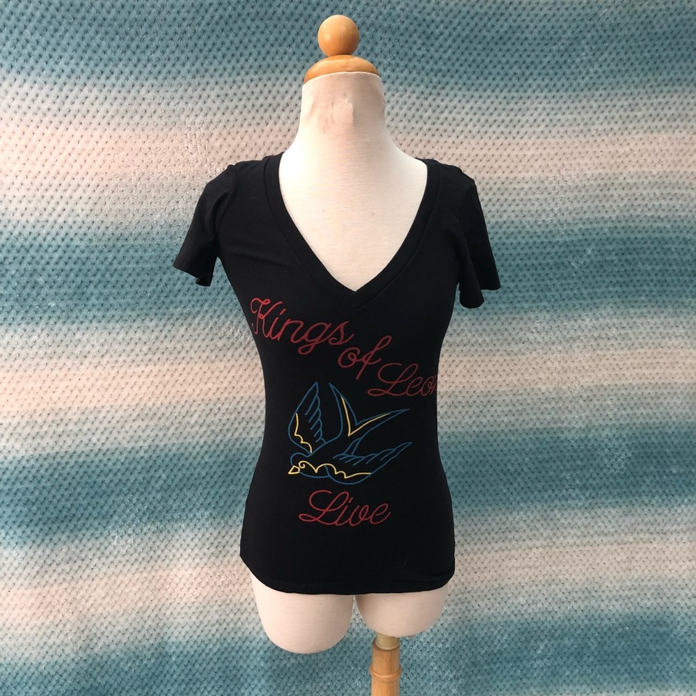 Kings of Leon concert deep Vneck T-shirt